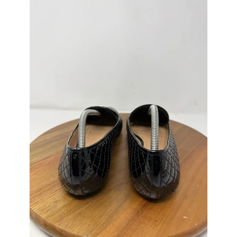 Tory Burch Black Quilted Patent Leather Loafers Gold Logo Flats Size 7M Brazil